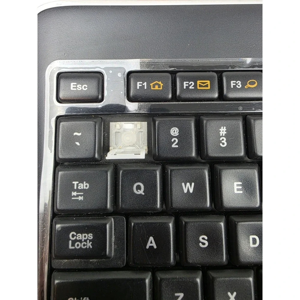 Logitech K800 Illuminated Lit Up Wireless Keyboard‎ With Dongle - Working *READ*